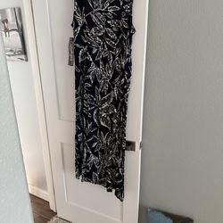 Women’s dress size L. Black n white.