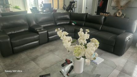 Sala Con Tres Sillas Reinclinables