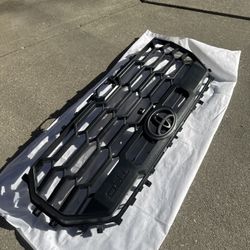 New ‘24 Toyota Tundra Grill