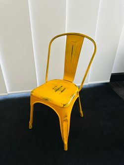 7 Metal Chairs, Good Condition $25.00 each OR $150.00 all 7