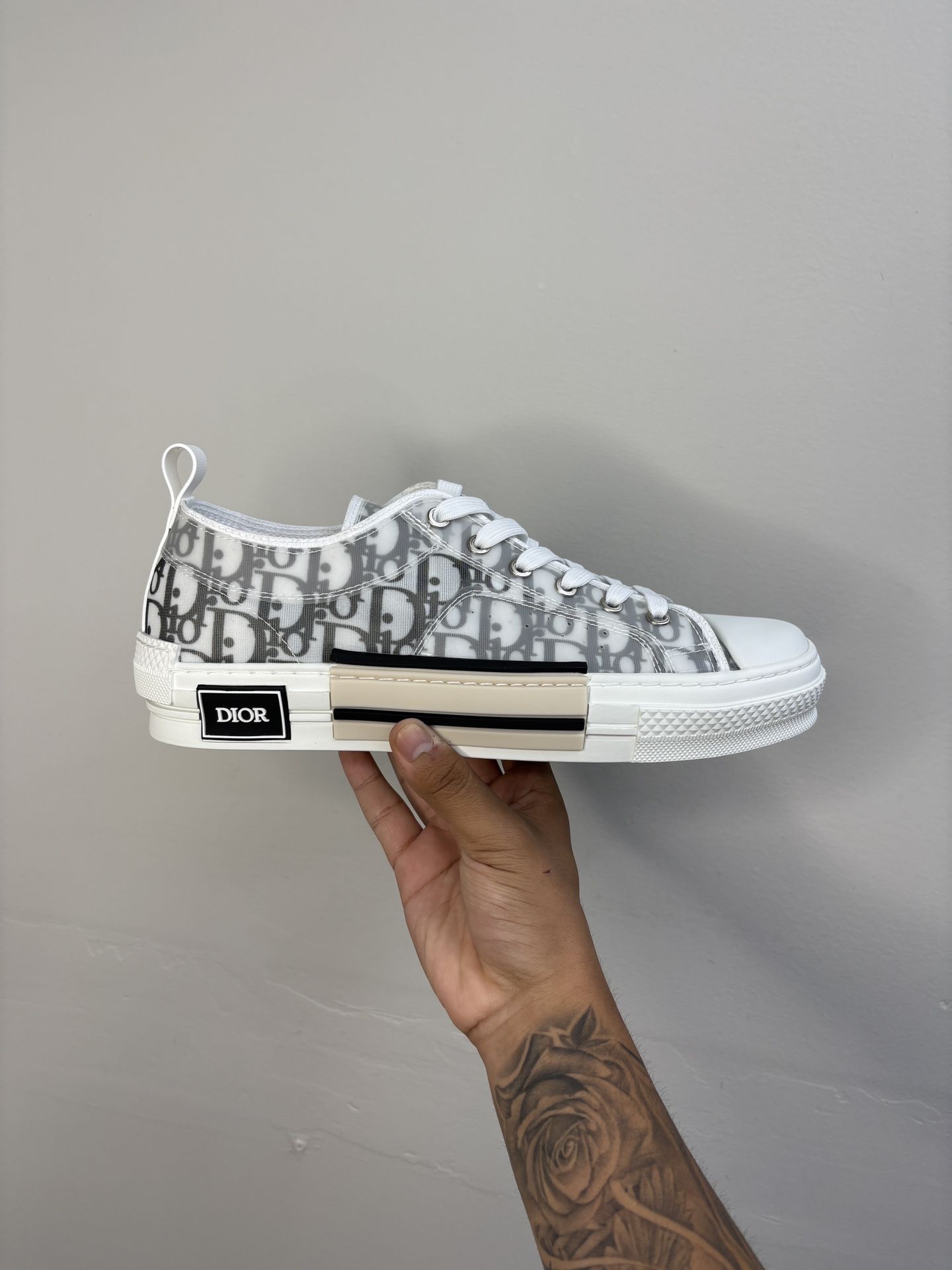 Dior B23