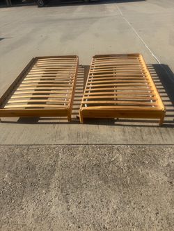 Twin bed