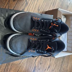 Nike Air Jordan 3 Retro Night stadium/total Orange sz 9.5