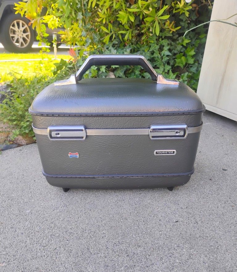 Vanity Vintage American Tourister Train Adjustable Mirror /Makeup Case /Retro Luggage