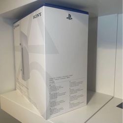 Ps5(non disc)2 Pads,wireless Headset, READ DISCRETION BEFORE MESSAGING