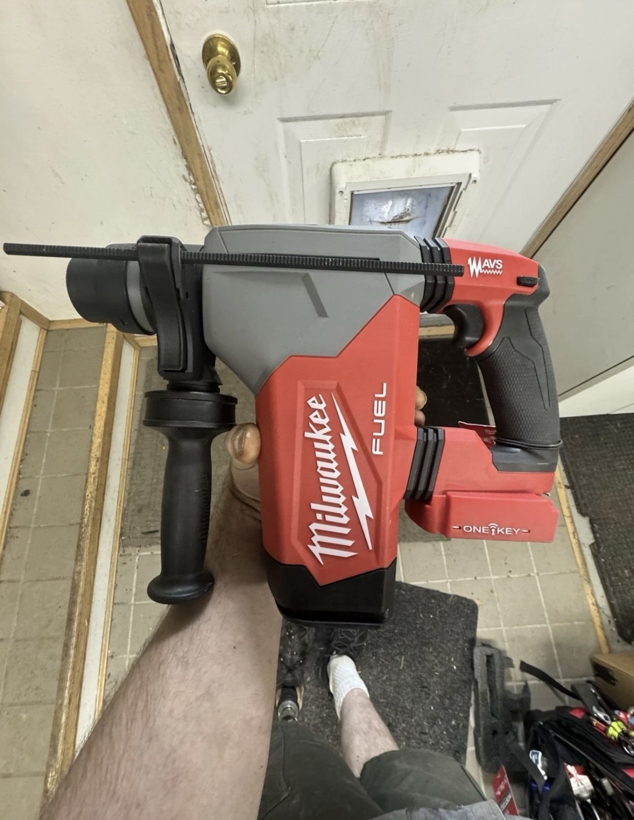 Milwaukee M18 FUEL 18V Lithium-Ion Brushless Cordless SDS-Plus 1-1/8 in. Rotary Hammer Drill