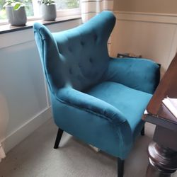 2 Velvet Wide Green Chairs