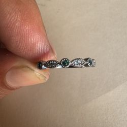 Woman’s Ring Size 7