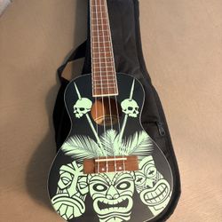 Ukalele Guitar With Hawaiian Desing