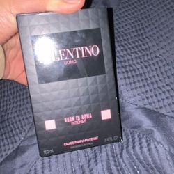 Valentino Born In Roma Intense 