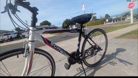 Schwinn Volare road bike