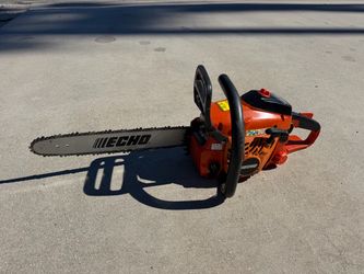 Echo 16” CS-400 40.2 CC Chain Saw, new chain and bar