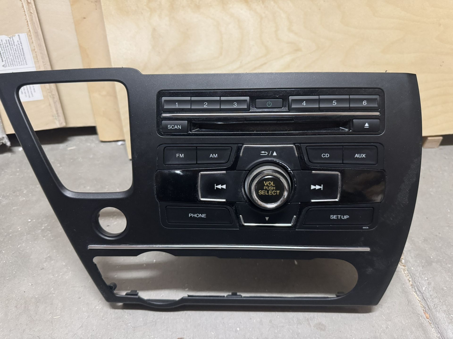2014 Honda Civic Radio and CD Player