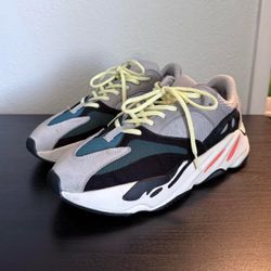 Adidas Yeezy Boost 700 Wave Runner