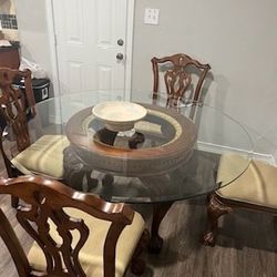 Dining table for Sale in Dallas, TX - OfferUp