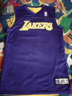 LAKERS JERSEY SIZE SMALL ADULT REVERSIBLE