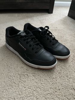 Men’s Reebok Classics - Size 11