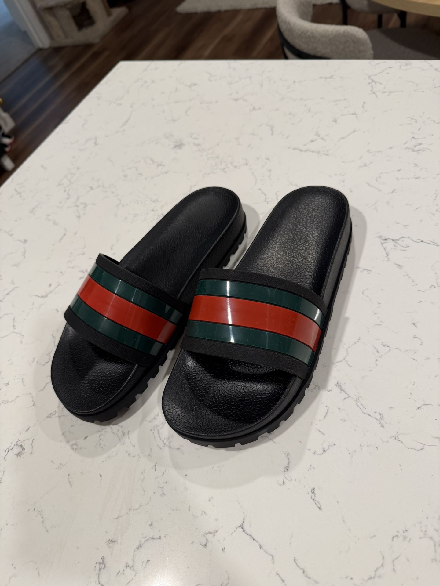 Brand New Mens Gucci Slides Size 10.5