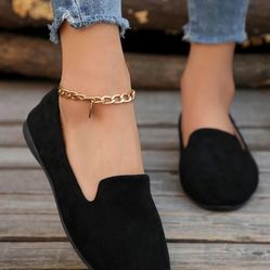 Woman’s Slip On Flats 