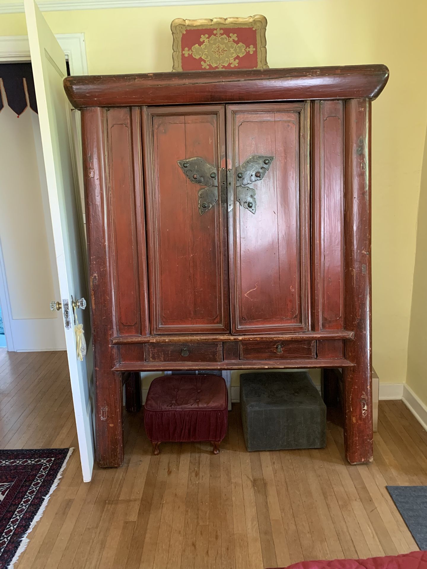 Antique Chinese Wedding Cabinet