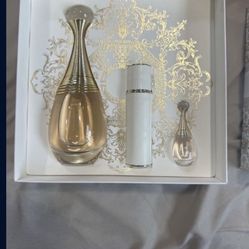 Christian Dior J’adore Three-Piece Gift Set