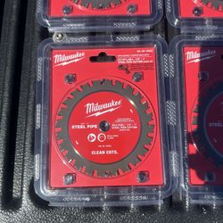 Milwaukee 1/2-1 in. Steel-Tooth Pipe Cutting Blade
