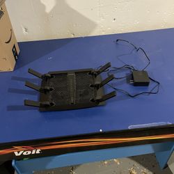 Nighthawk Router