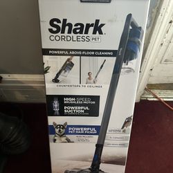 Shark Cordless Vacuum 