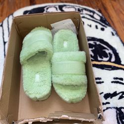 Ugg Fluff Slide Green