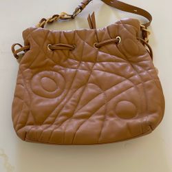 Stuart Weitzman Women’s Shoulder Bag