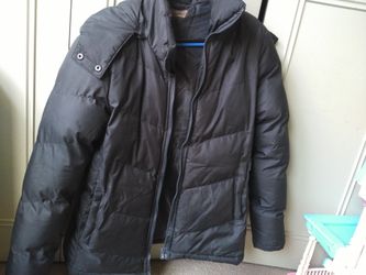 Women's thick winter jacket with hood