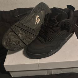 JORDAN 4 BLACK CATS “2025 “ SIZE 9 MENS