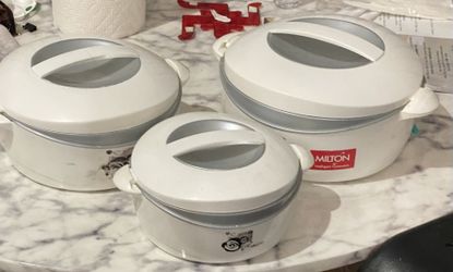 Set Of 3Insulated  Casserole Hotpot/Chapati Box/Hot Case with Lid