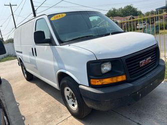 2012 GMC Savana Cargo Van