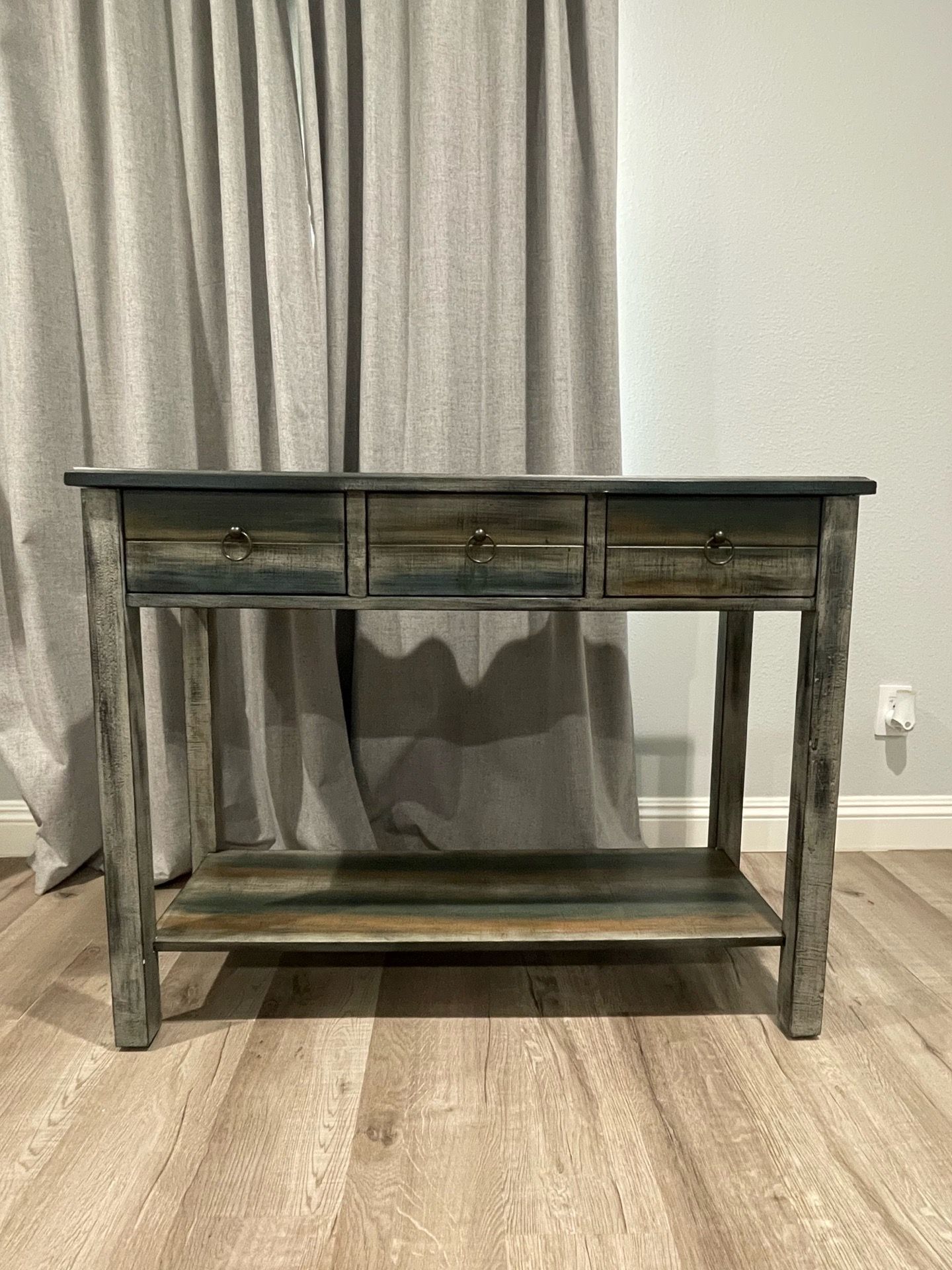 Entrance Table