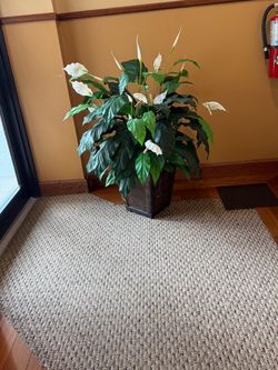 Artificial Plant with lilies