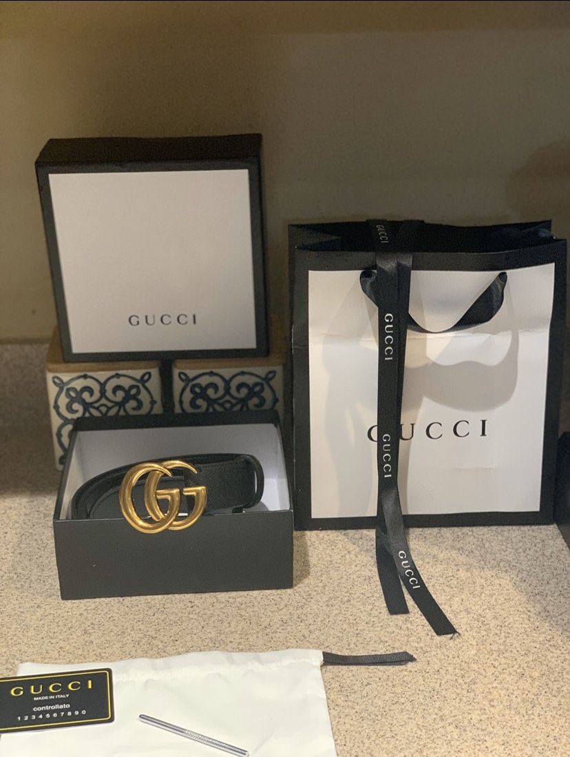 Gucci leather belt with double gg buckle
