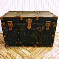 Vintage Steamer Trunk