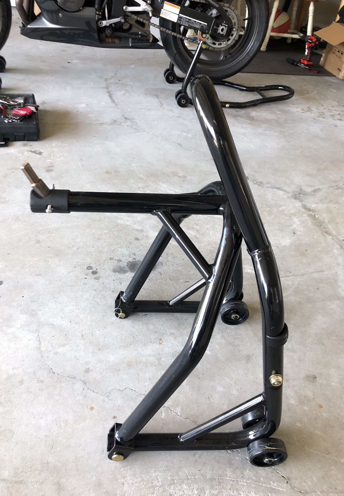 Venom triple tree stand