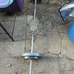 6 Ft Weight Bar With Spinners And 70 Pounds Included