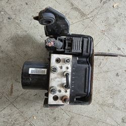 22888646 Chevrolet Malibu 12-16 ABS Antilock Brake Pump Control Module 6A3 747