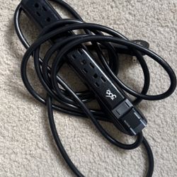 🔌 Extension Cord with Multiple Outlets