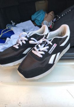 Vintage Reebok’s 9.5