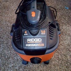 Rigid 4 Gal. Portable Vac 