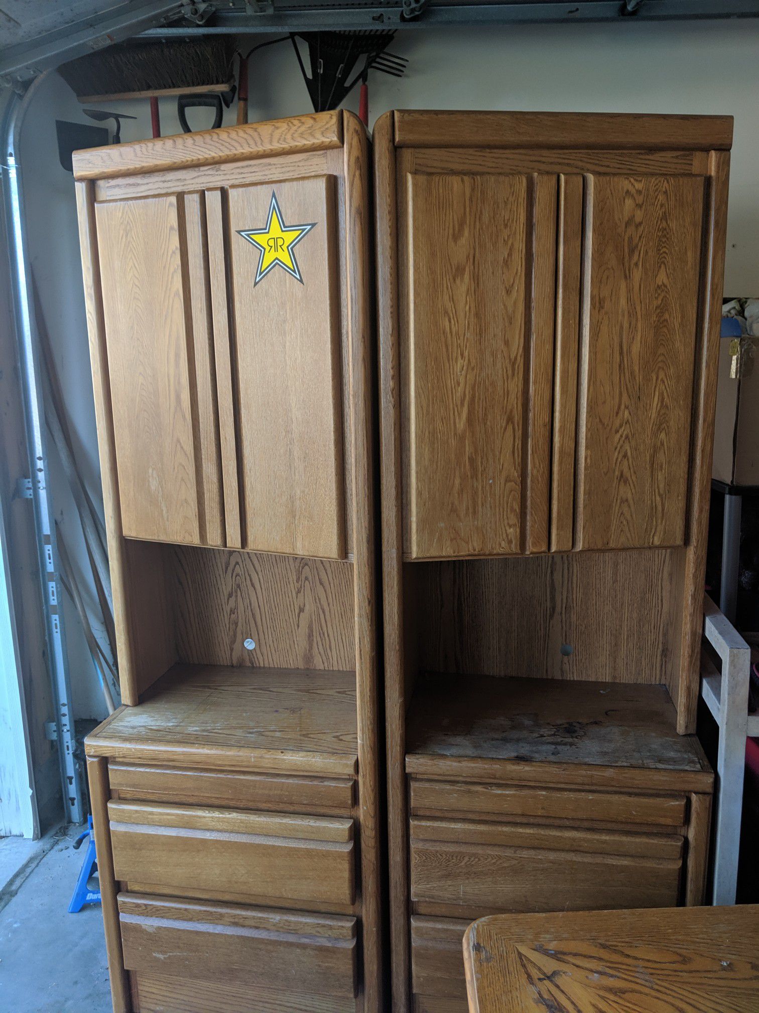 2 wooden cabinets/desk/drawers for bedroom. 2pc