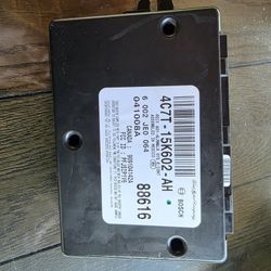 04-07 Ford F250 F350 VSM MODULE 
