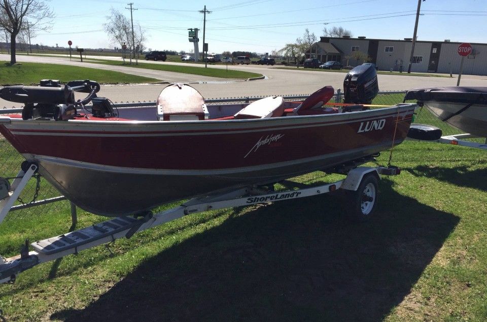 Photo 1993 Lund Rebel boat