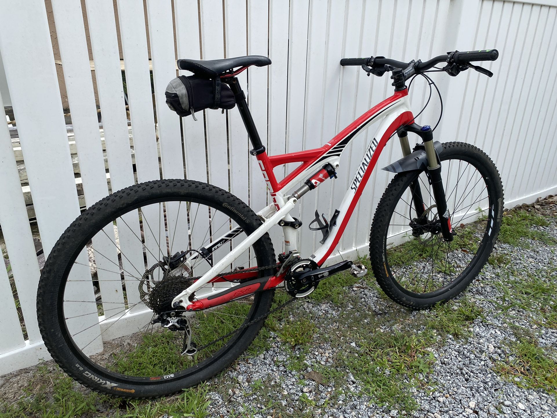 Specialized Camber Comp 29er Large mountain bike bicycle 