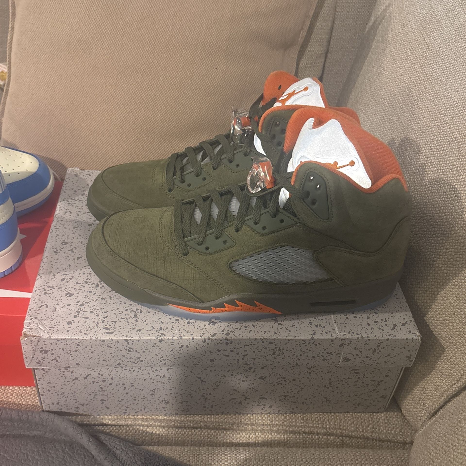 Jordan 5 Olive