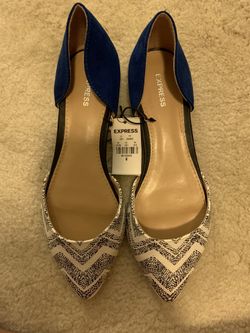 Brand New- Express Size 6 flats
